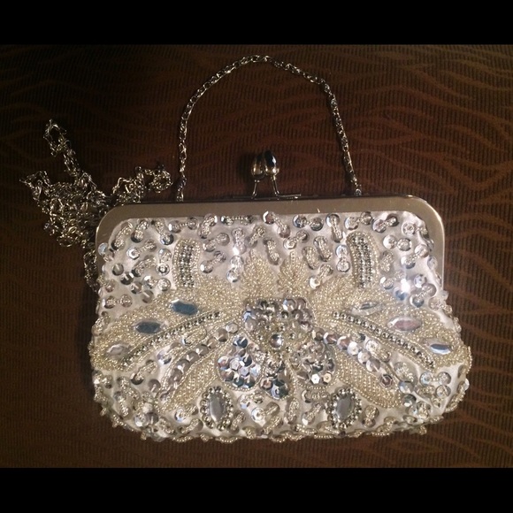 ⭐👜️Handmade NEW Sequins Beaded Silver Snap Clutch - Picture 3 of 4