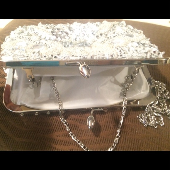 ⭐👜️Handmade NEW Sequins Beaded Silver Snap Clutch - Picture 4 of 4