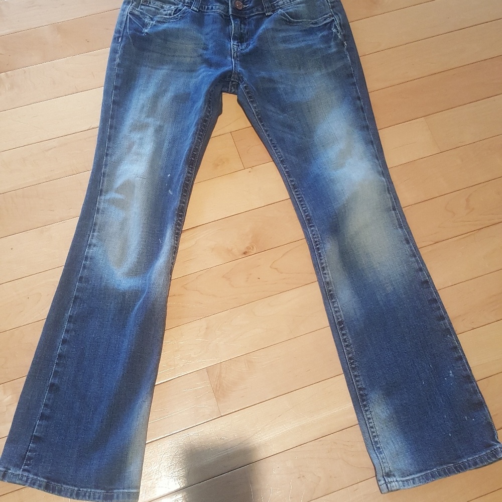 Vigoss size 7 jeans and Ralph Lauren size med top