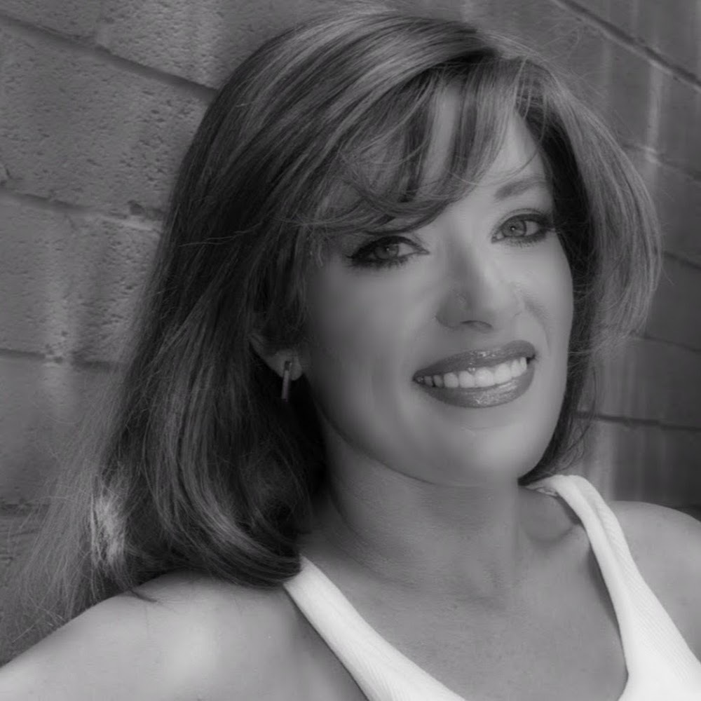 Meet your Posher, Shea