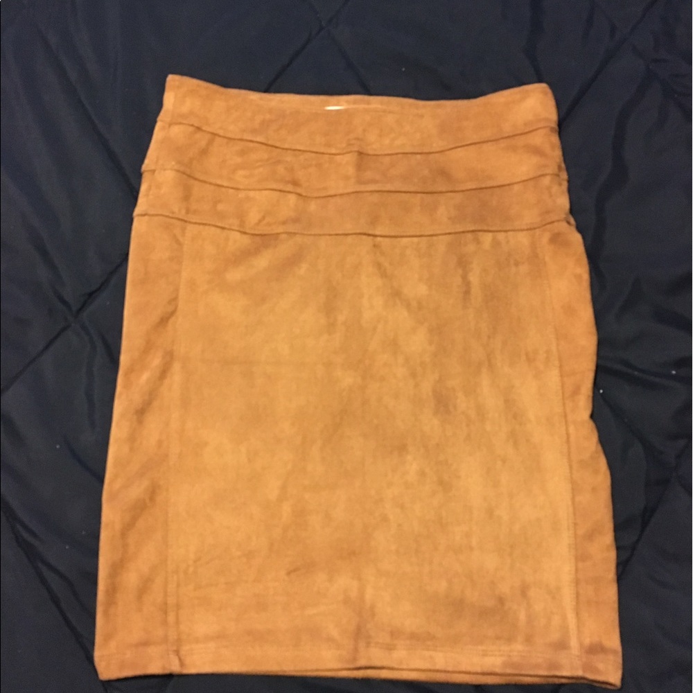 Suede pencil skirt!!