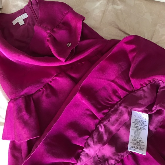 Authentic Gucci - Picture 5 of 6