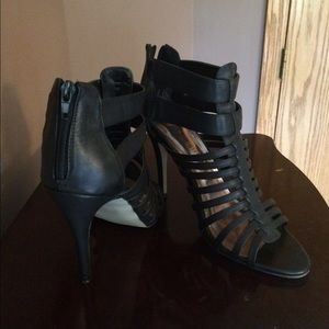 Madden Girl Black Cage Sandals Size 10