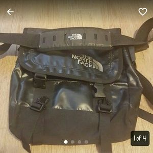 Northface messenger bag
