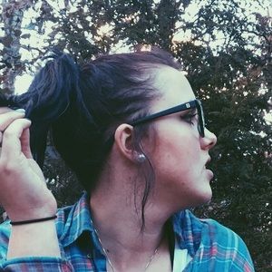 Meet your Posher, Shelby