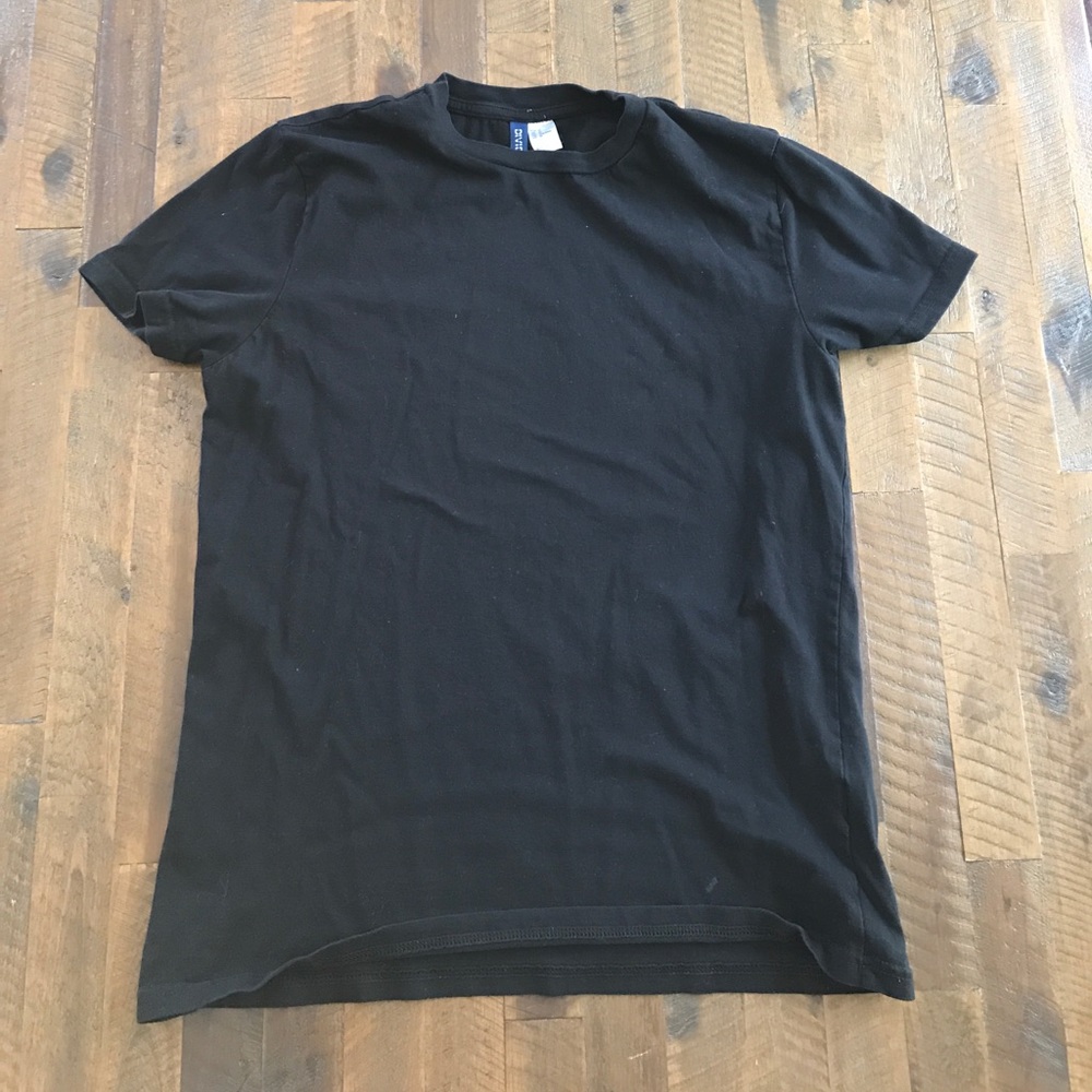 Men's plain black H&M t-shirt