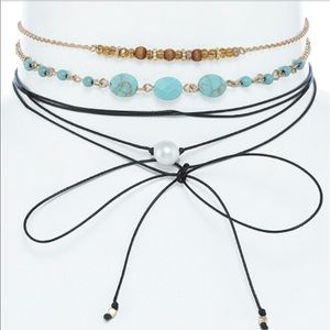 ๐Semi Precious Stone Beaded Choker Set