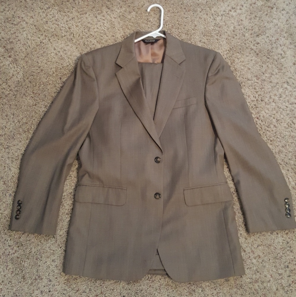 Suit