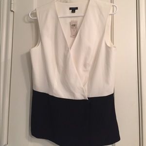 NWT Anne Taylor tuxedo top