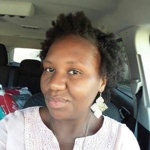 Meet your Posher, Jasmine