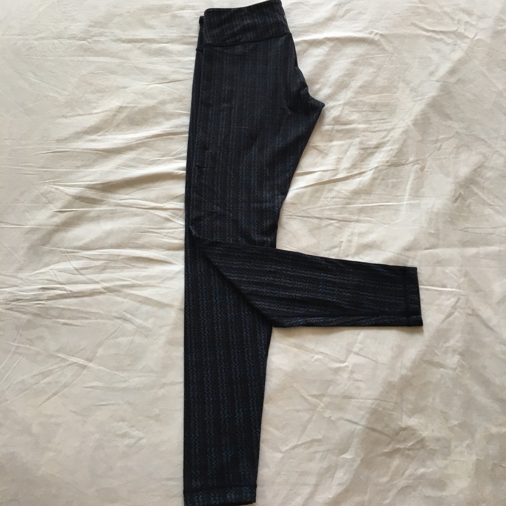 Lululemon printed wunder under leggings