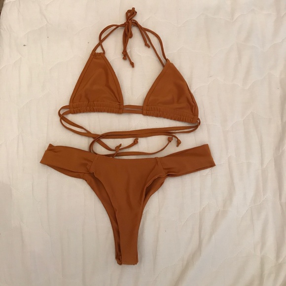 Bathing suit - Picture 1 of 4