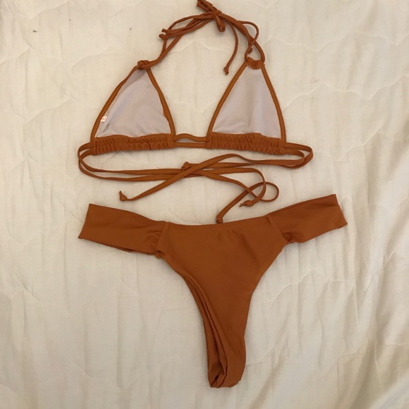 Bathing suit - Picture 2 of 4