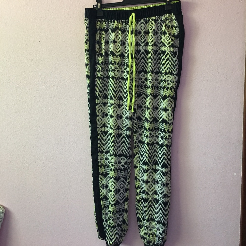 Vera Wang Lounge Pants