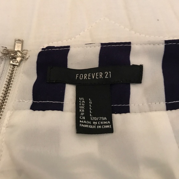 High waisted shorts - Picture 3 of 3