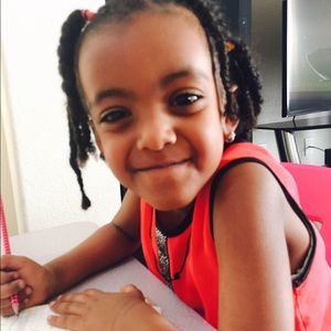 Meet your Posher, Sisay