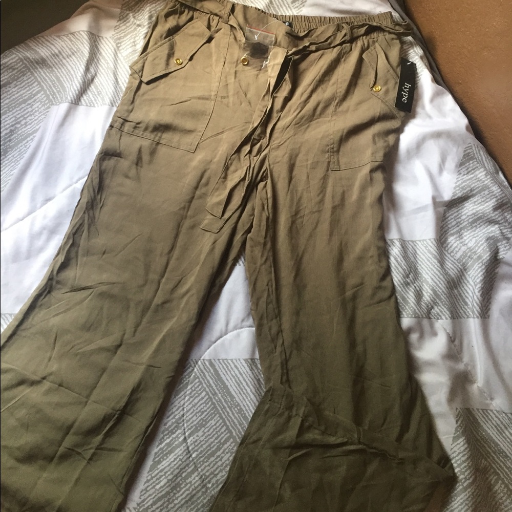 Green pants size large