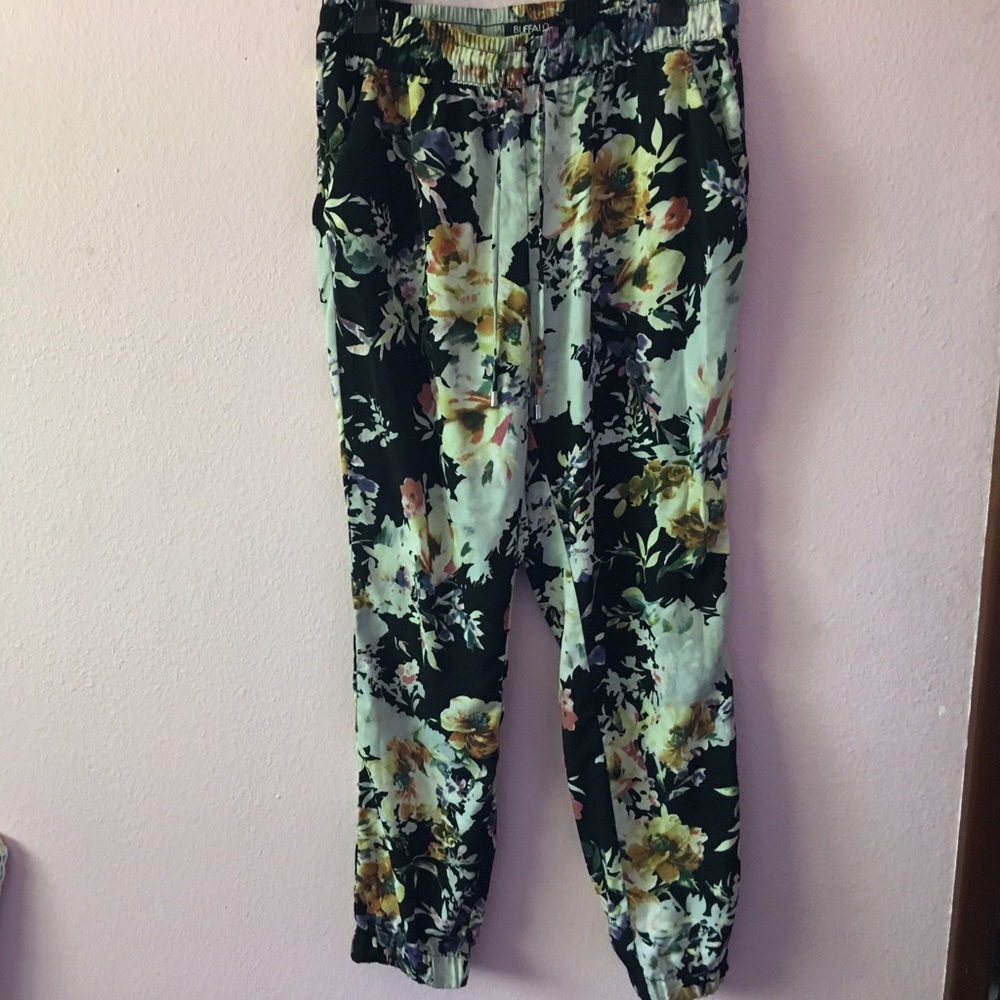 Floral jogger/lounge pant