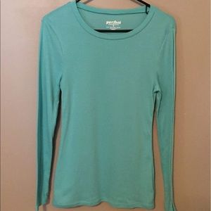 Old Navy long sleeve shirt
