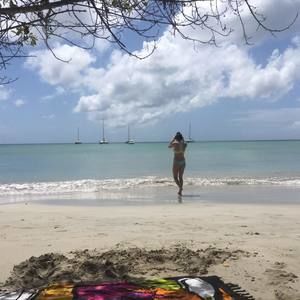 Meet your Posher, Lais