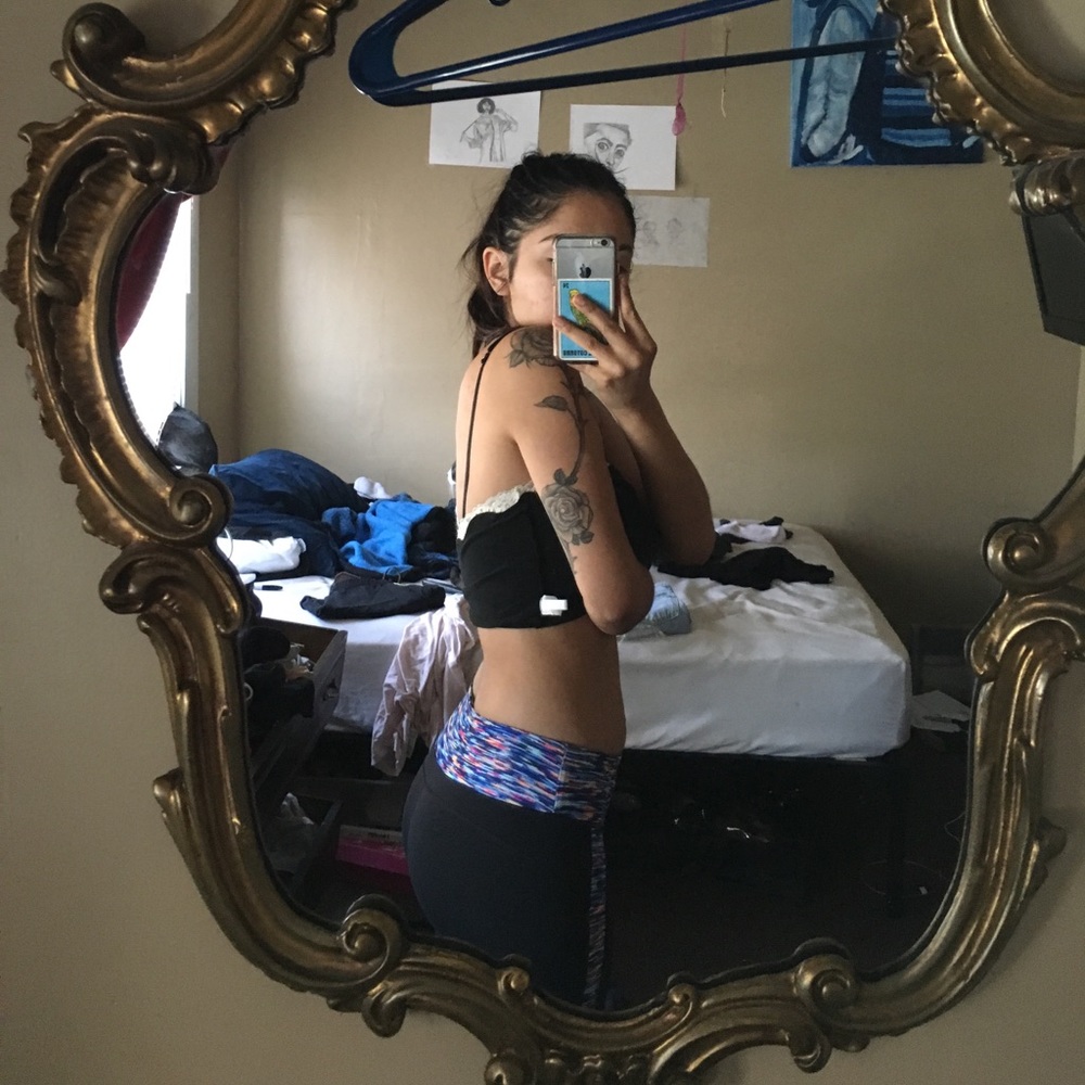YOGA PANTS