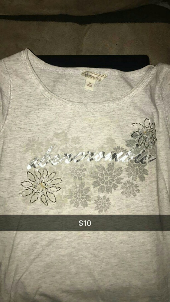 Abercrombie tshirt