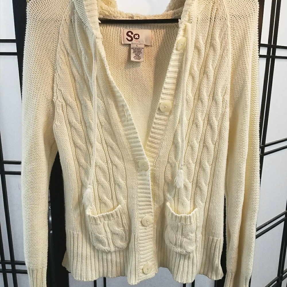Cream knit sweater jacket