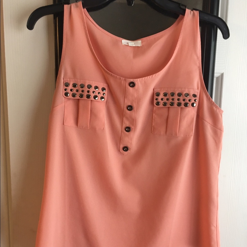 Pink buttoned tank top