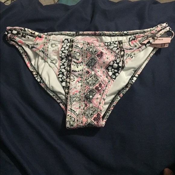 Victoria's Secret Bathing Suit Bottoms - Picture 1 of 3