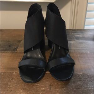 Dolce Vita black heels