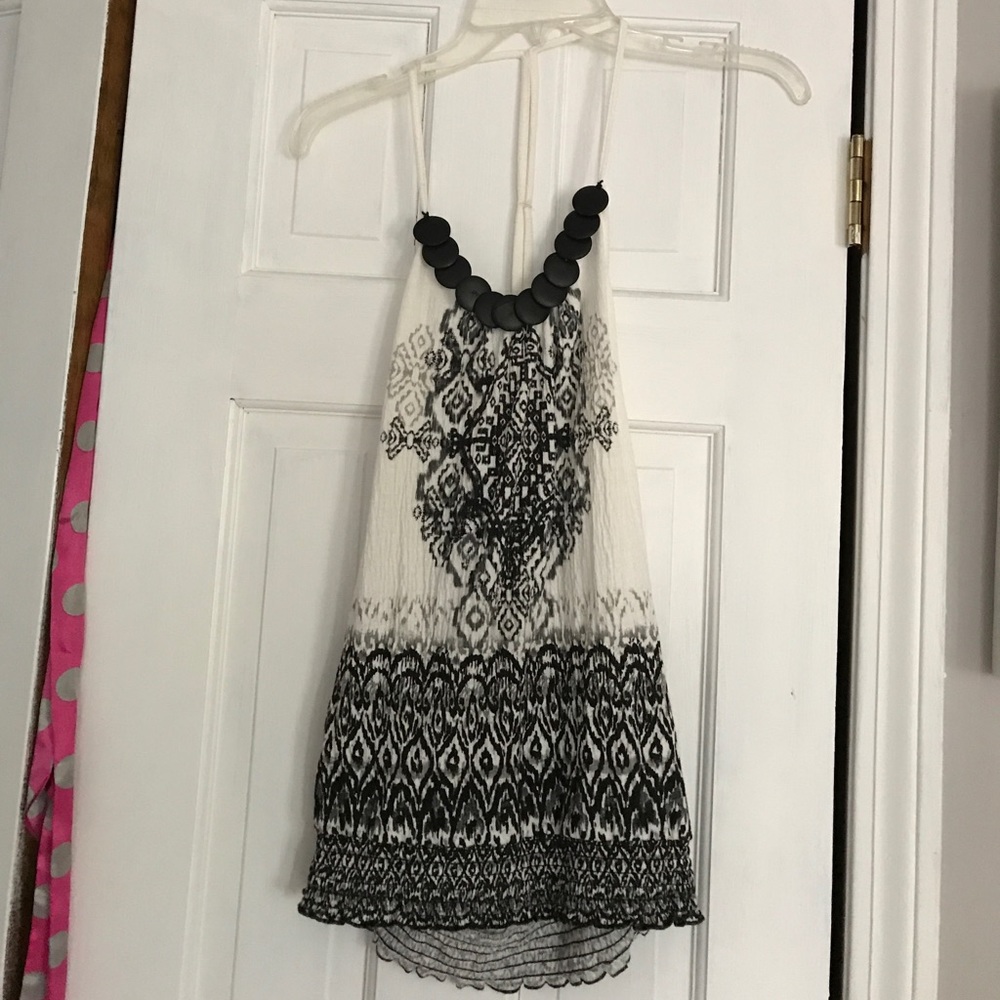 No boundaries halter black white neckline top