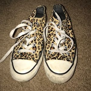Converse cheetah