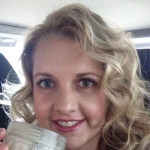 Meet your Posher, Candace