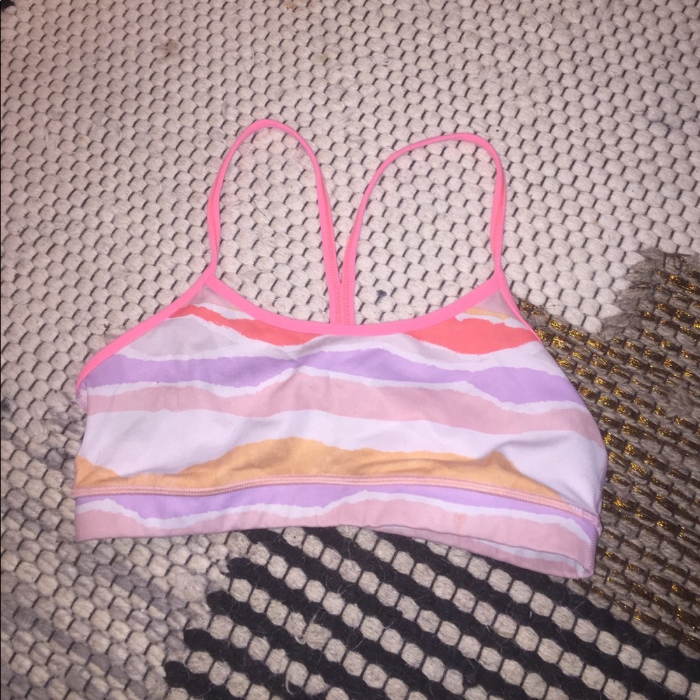 lululemon sports bra