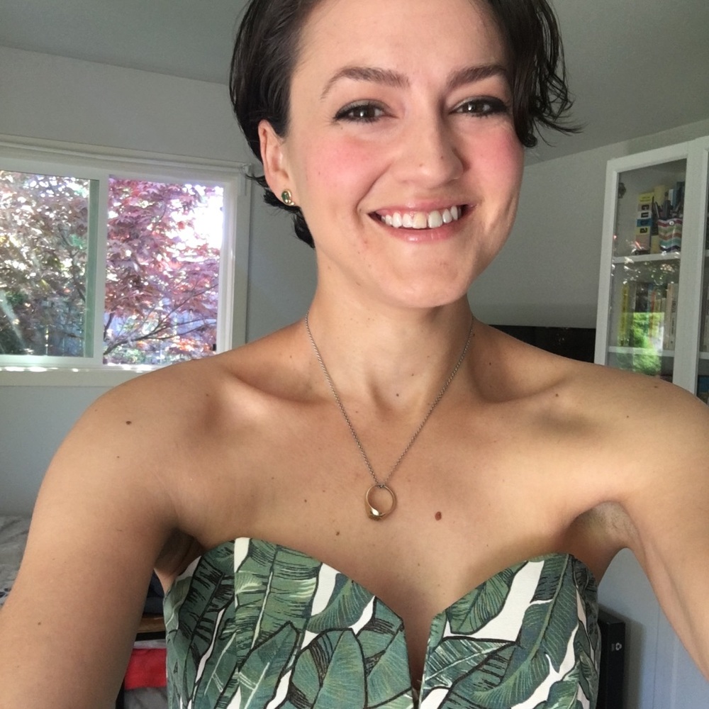 Meet your Posher, Ana maria