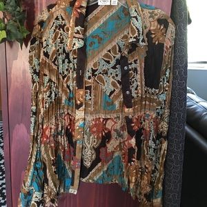 Button down hippie/vintage/boho shirt