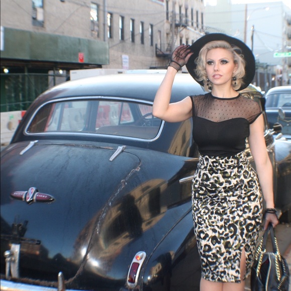 NWOT Rock Steady pencil skirt - Picture 2 of 5