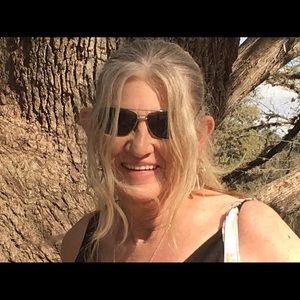 Meet your Posher, Terri