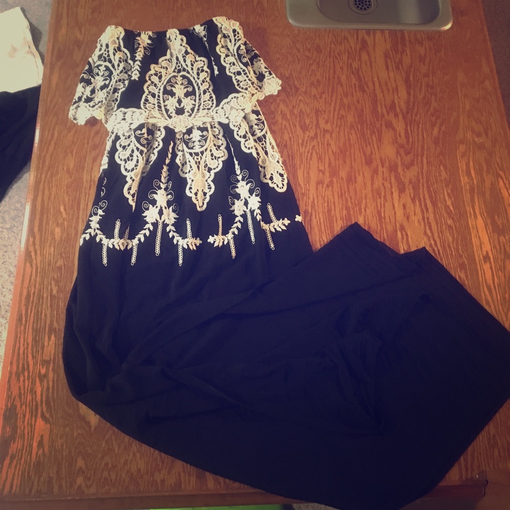 Boutique maxi dress