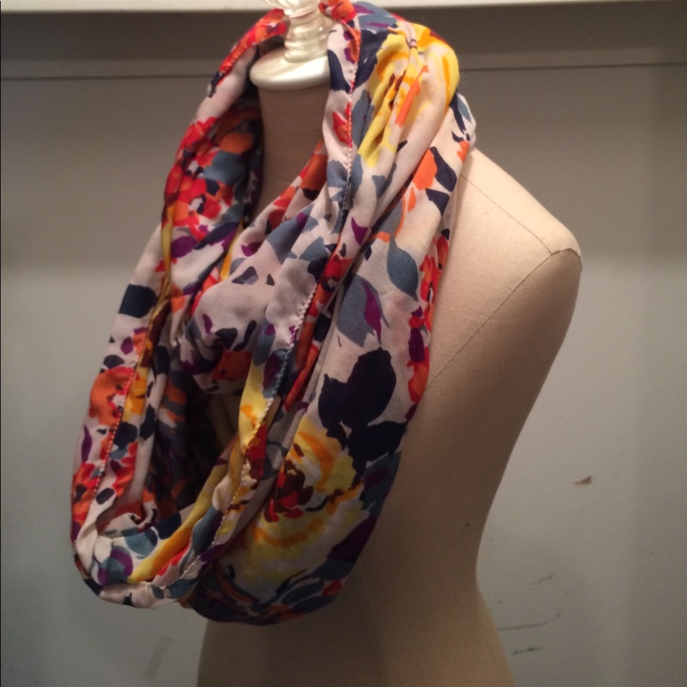 Patterned Infiniti scarf
