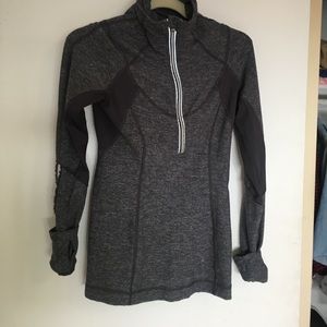 Lululemon gray top sz 6