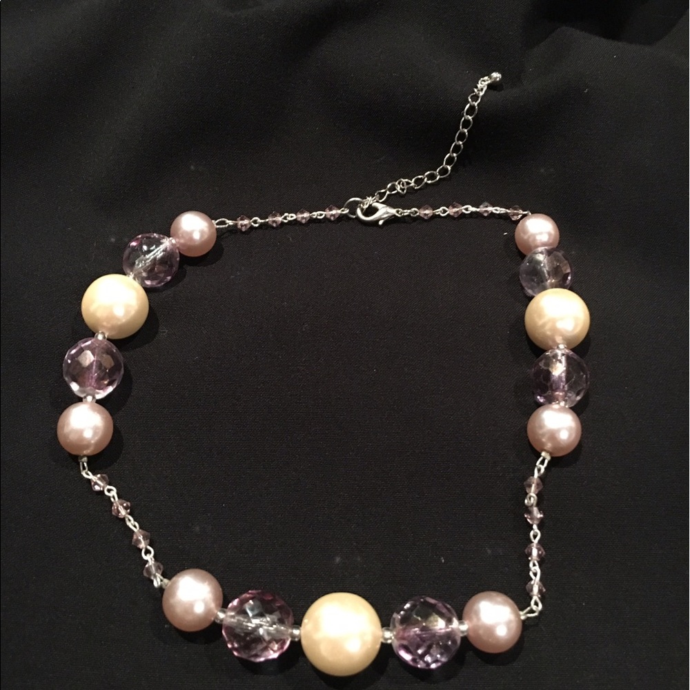 Beautiful pearl and violet crystal necklace!