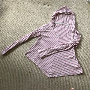 Soft striped light weight flowy rocky hoodieb