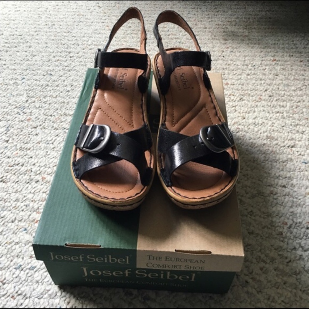 Josef Seibel Sandals Brand New in Box