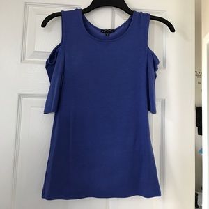 Cold shoulder top