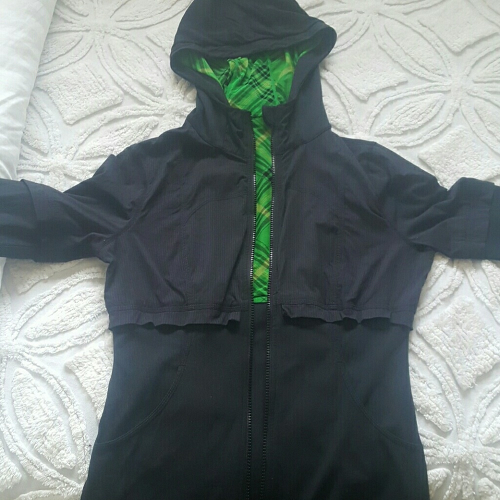 Lululemon reversible Dance Studio jacket.