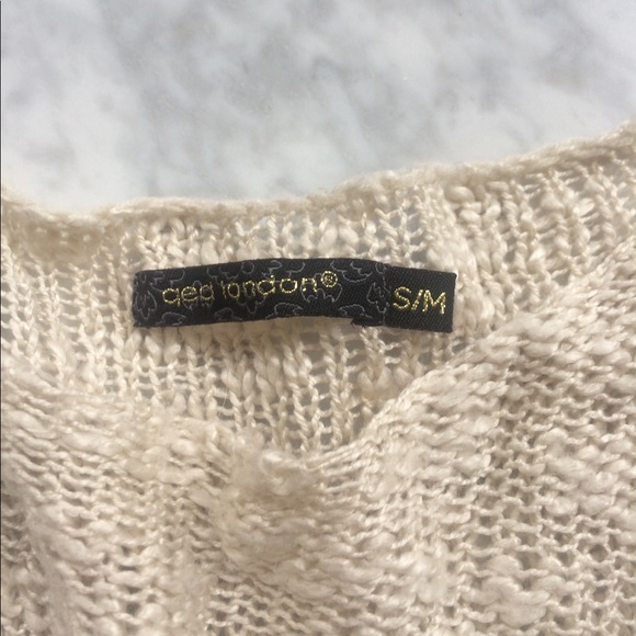 LF sweater ivory  size s/m - Picture 2 of 2
