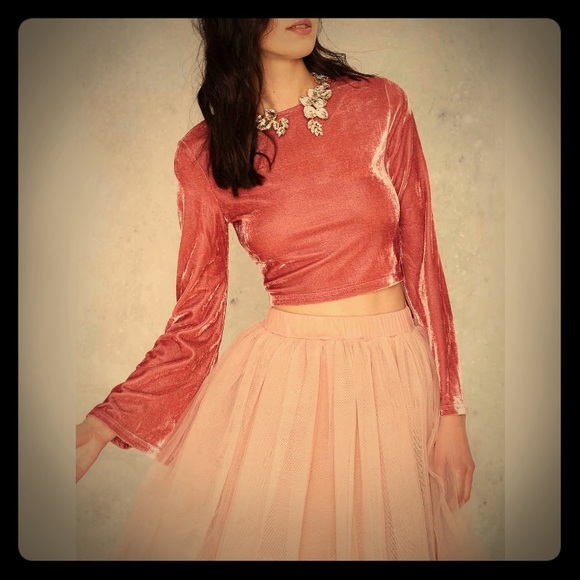 Cropped Crushed Velvet top - Picture 4 of 6