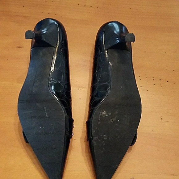 Stuart Weitzman Black Heels - Picture 3 of 5