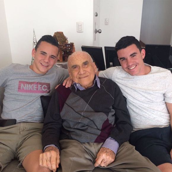 Meet your Posher, Gianluca - Picture 1 of 1